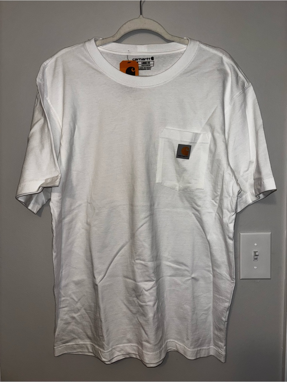 Men's Carhartt Loose Fit Heavyweight
ShortSleeve Pocket T-Shirt
